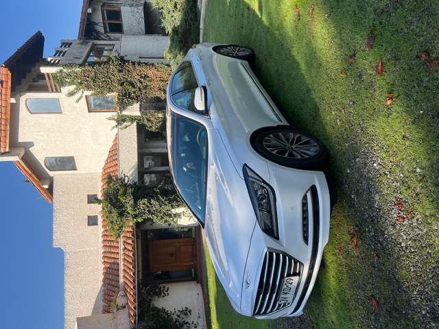 Hyundai Genesis frontal